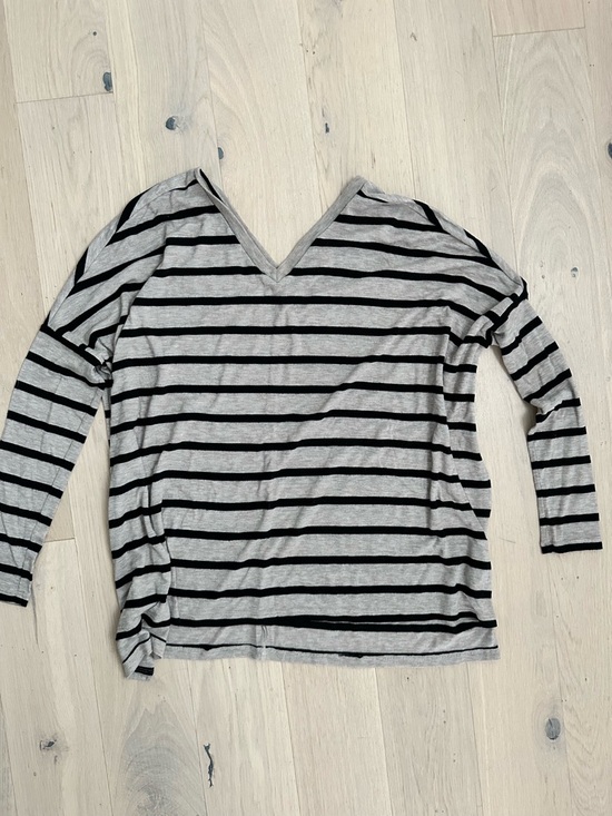 Express Tops - Express Shirt